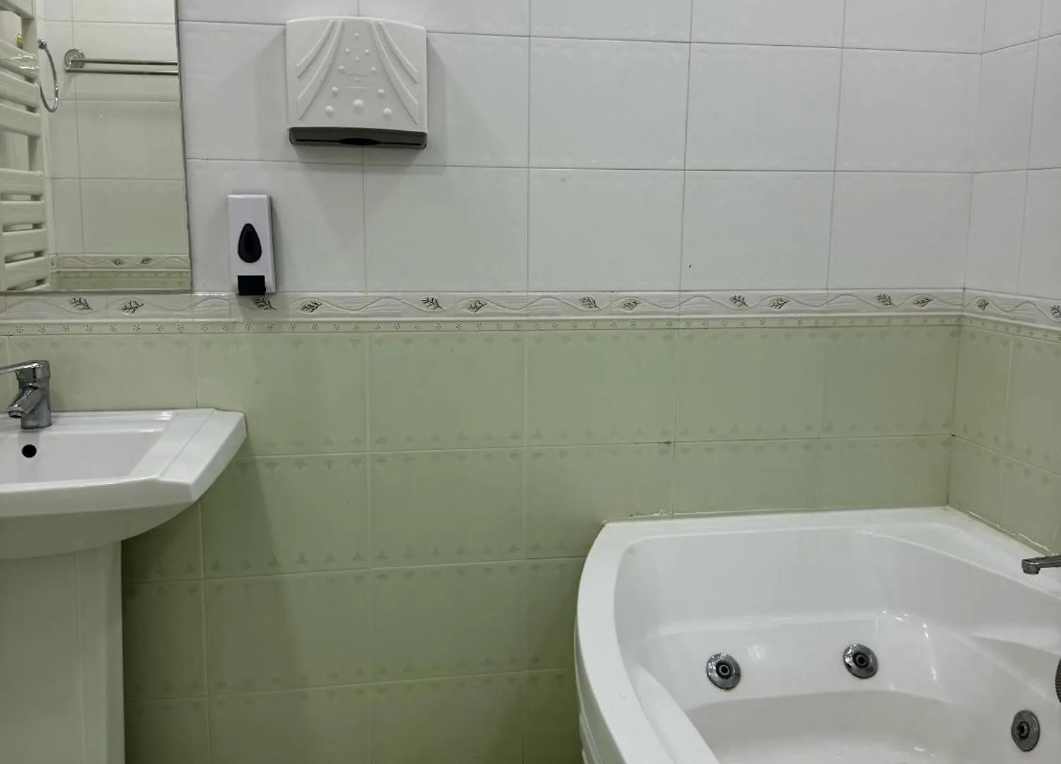 Traveler Hub Hostel Bakoe