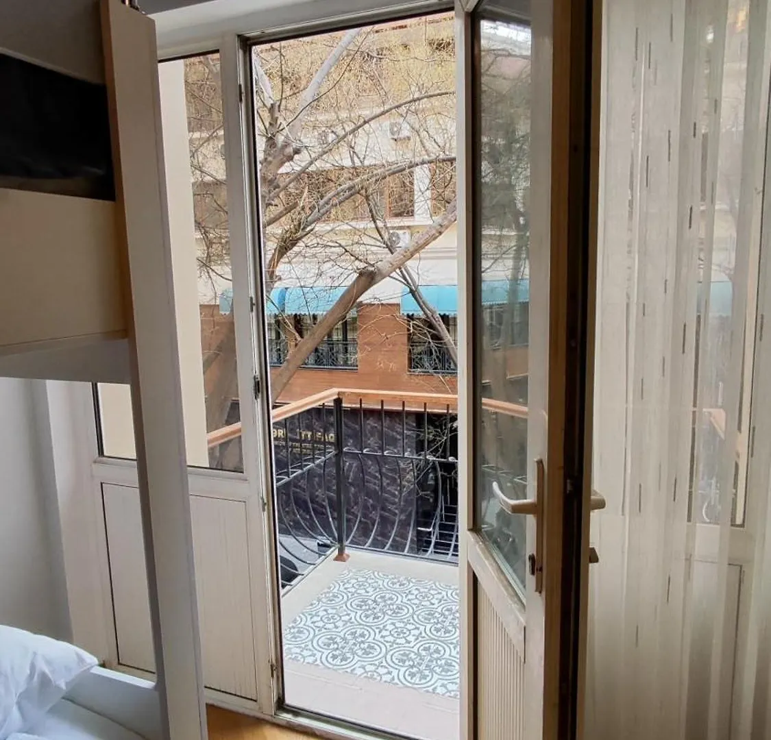 Traveler Hub Hostel Bakoe 0*,  Azerbeidzjan